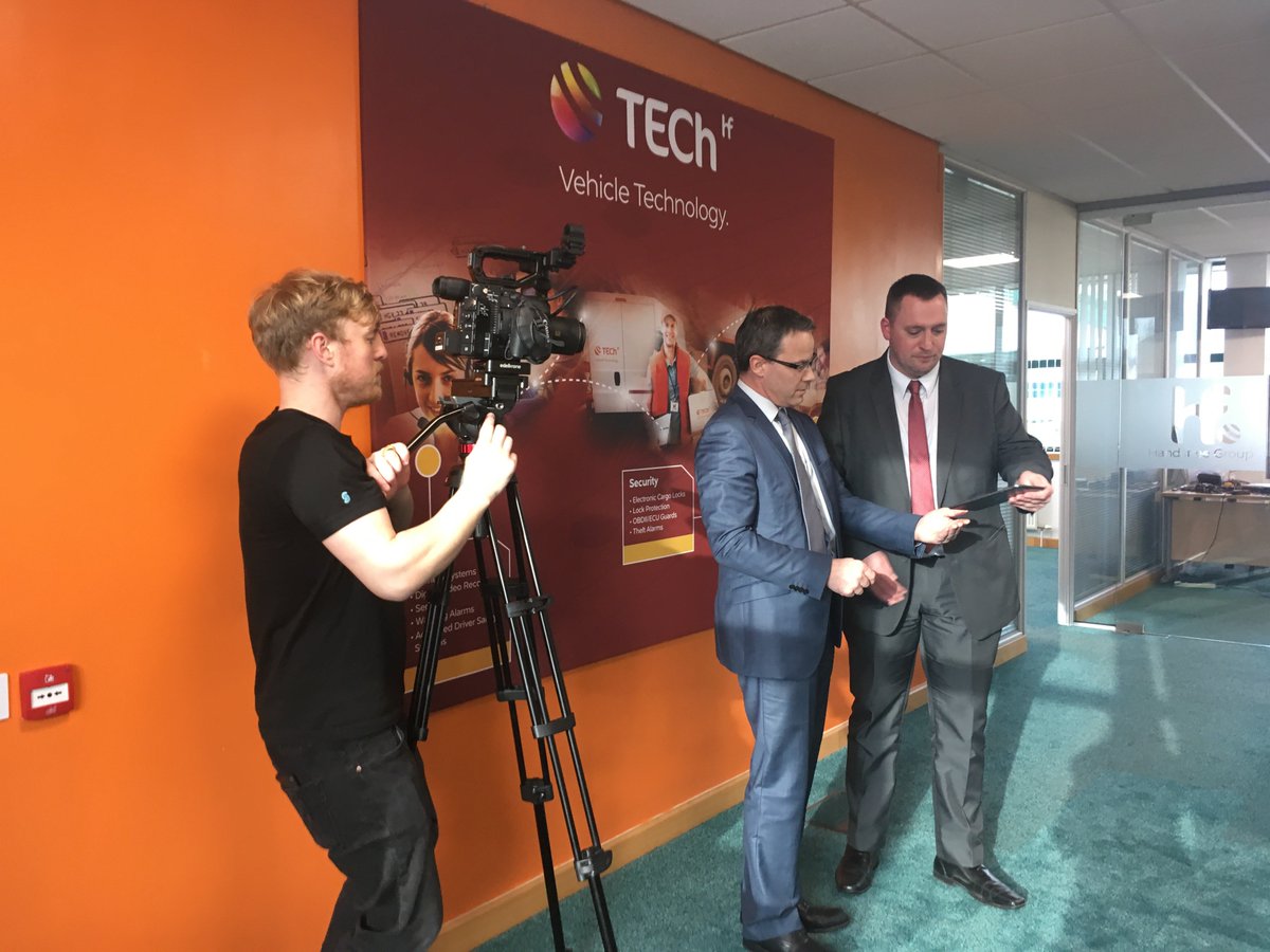 HandsfreeGroup's tweet photo. Great day filming with @7VidProductions  looking forward to continuing tomorrow #vehicletechnology #videomarketing https://t.co/4LjVkggb17
