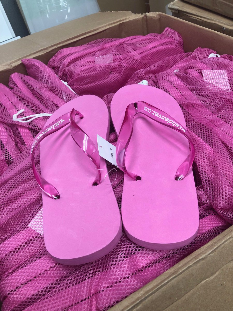 FastSigns479's tweet photo. Just a casual 500 pairs of branded flip flops for our friends at wish gifts NBD! #fastsignsdidit If you can think of it, we can print it! #fastsignsdenver https://t.co/3aQqaq5bK0