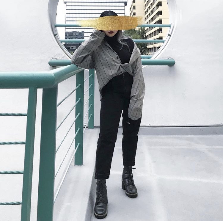 FIDM's tweet photo. ATTENTION: #FIDM is having an Open House event at the #LosAngeles campus on April 5th! Get ready to hear from #FIDMAlumni and experience the #FIDMLife before #DEBUT.   https://t.co/QPtRebGQeJ https://t.co/iYaGFSJ1Fg