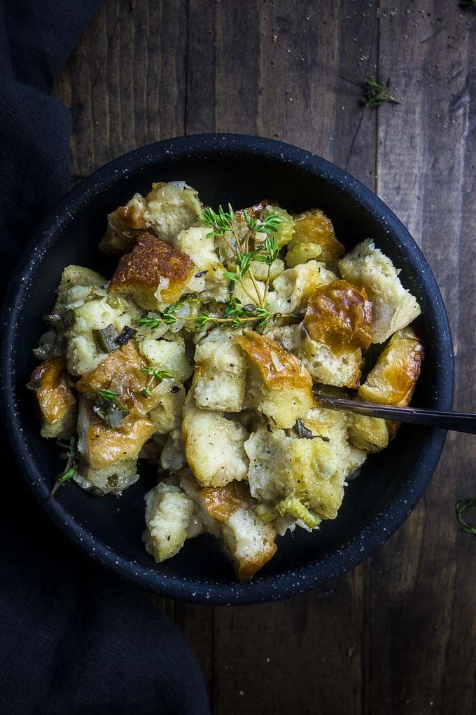 wenthere8this's tweet photo. Learn how to make the absolute best homemade stuffing with just a few simple tips. Make a classic stuffing or create your own! #thanksgivingstuffing #beststuffingever #homemadestuffing @landolakesktchn @landOlakes https://t.co/V0v70PX0dX via @wenthere8this https://t.co/CcbNqVPpBl