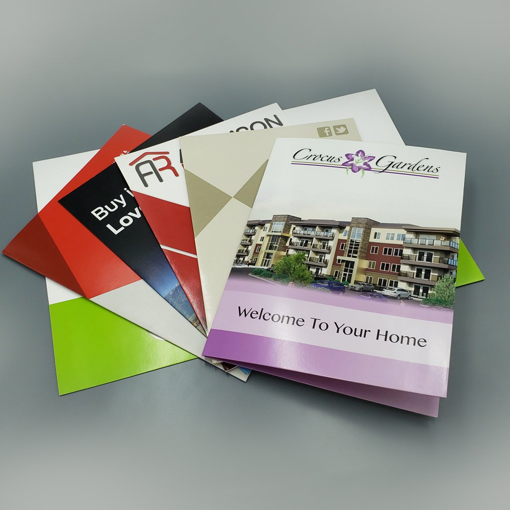 printprowpg's tweet image. Presentation Folders are the most underrated marketing tool that businesses of all size can use to make that lasting impression of existing and future customers and clients. 

#PrintPro #PrintProWinnipeg #PrintProDigital #Winnipeg #GoldSilverClearInks  #PresentationFolders