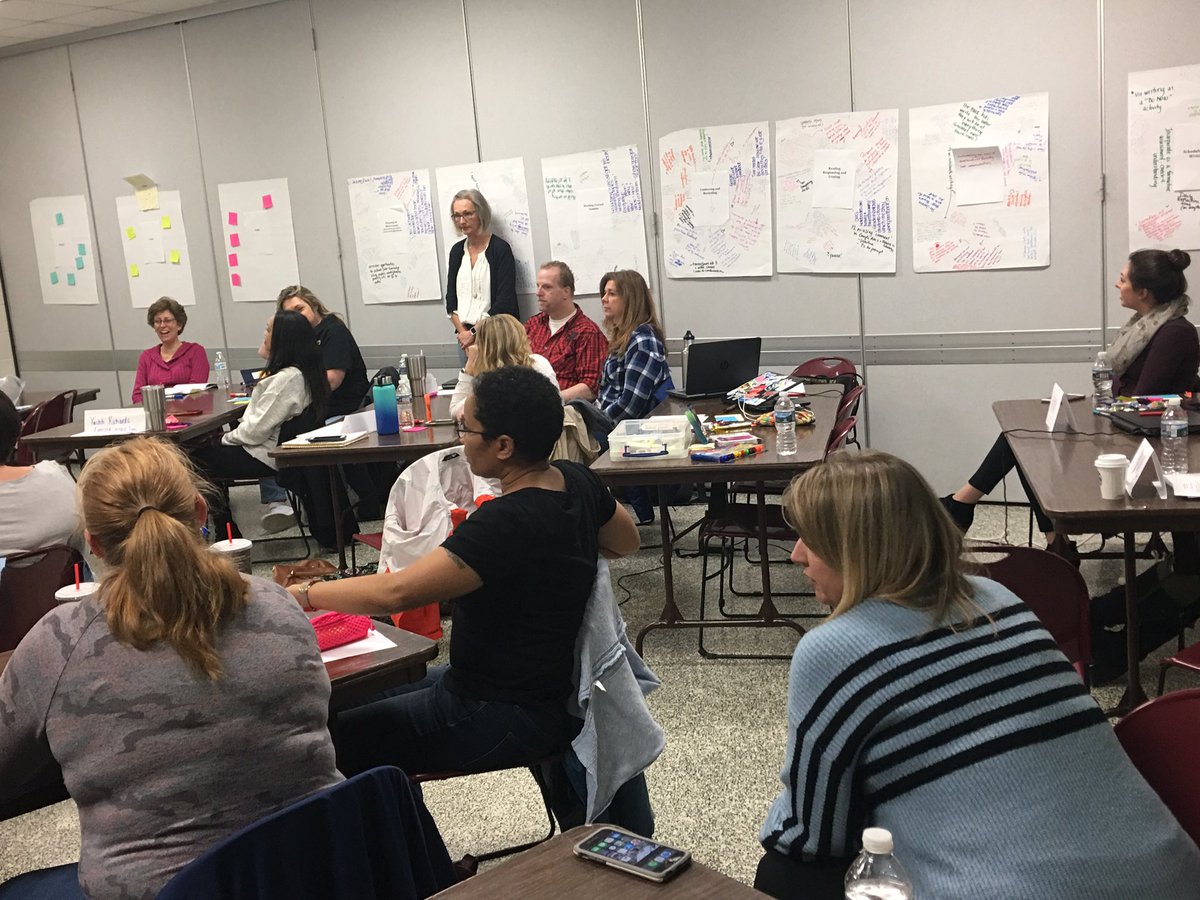 CVadersen's tweet photo. Coaches and teachers explore how to implement a writer’s notebook in the English and cross content classroom. Thanks to Michelle Fowler-Amato from @ODU for her facilitation of inspiring discussion! @jmpohl @tucker_teri @_MrsKerns #beachlit #writingmatters https://t.co/oN763hHMKI
