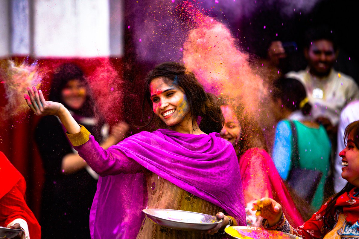 gogreet1's tweet photo. Go Greet wishes, everyone, a year full of colors and happiness on the auspicious occasion of #Holi2019!
#HappyHoli
#RangBarse
#BuraNaManoHoliHai
Image Source: @pixabay https://t.co/jSTQsI1fVr