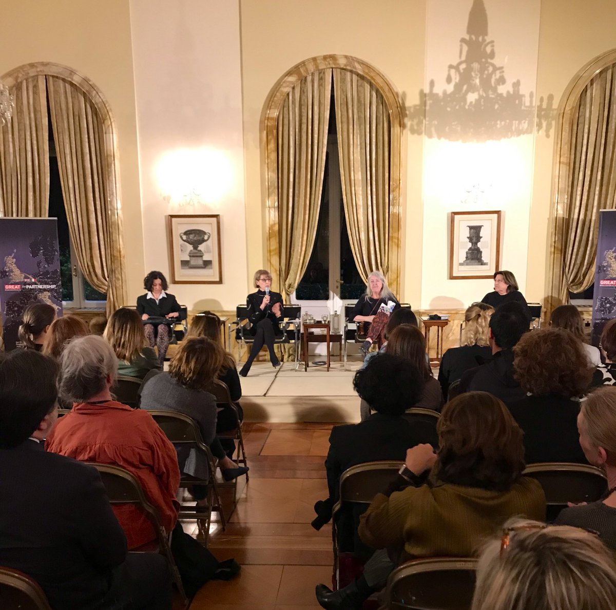 JillMorrisFCDO's tweet photo. Delighted to welcome @wmarybeard at my residence in Rome to discuss #WomeninLeadership. 

There are many things governments can do to foster gender equality, and in the @foreignoffice it is part of what we do.

#womenindiplomacy #womenin https://t.co/HfkHVIQafJ