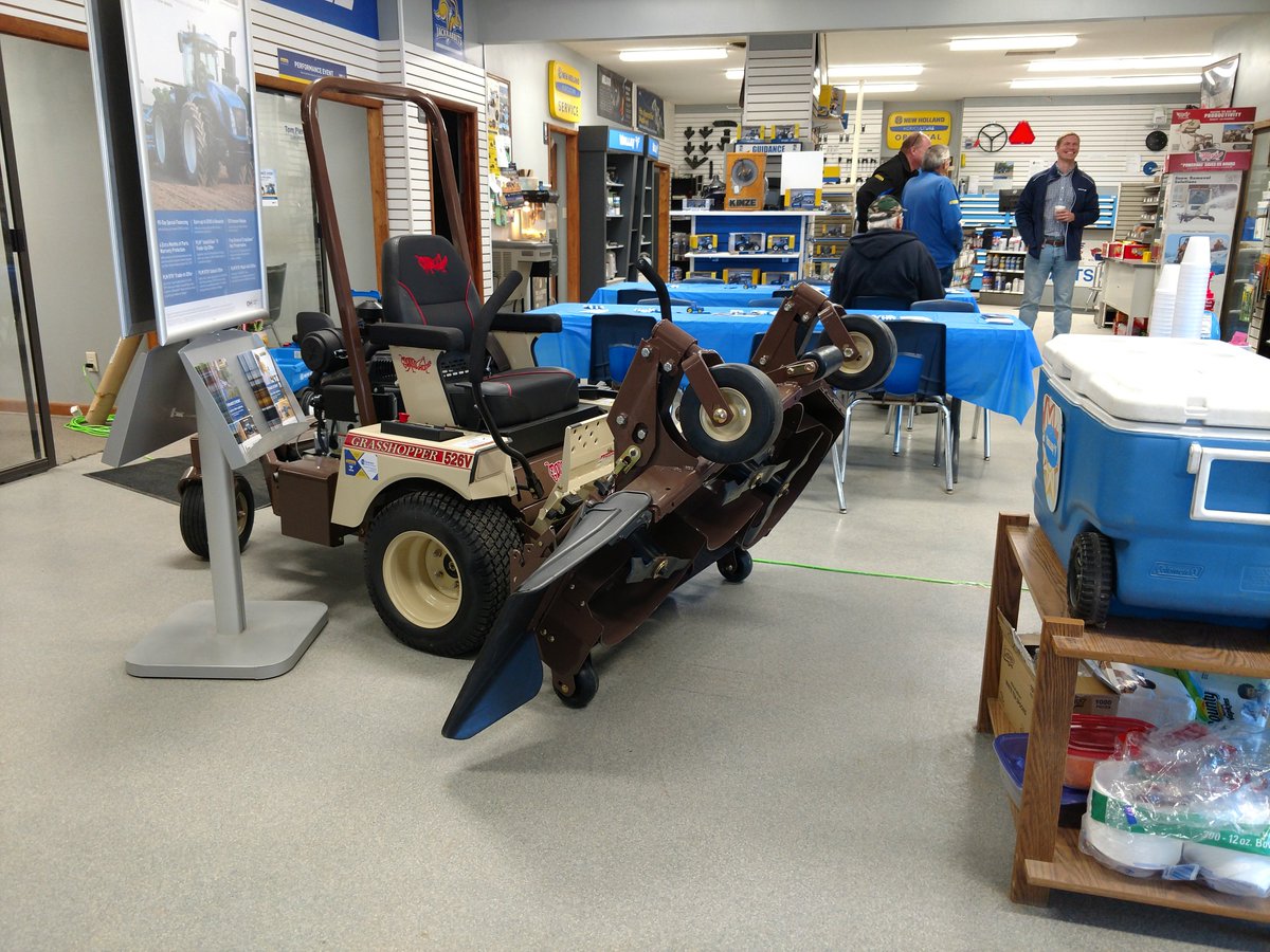 EdneyCo's tweet photo. Open House at @Farmers_Imp_Irr in Brookings, SD! Stop by to take a look at the @GrasshopperMowr 526V on display! #zeroturn #mowers #grasshoppermowers #yournextmower #frontmount #lawncare

https://t.co/2mhcdOtWmB https://t.co/ENLKGR0hQQ