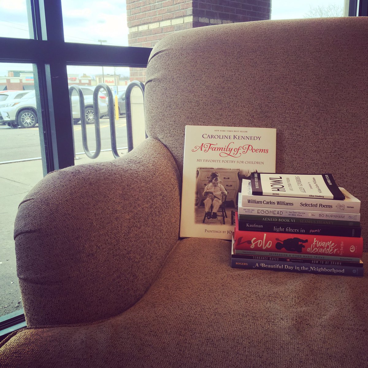 BNSyracuse's tweet photo. #WorldPoetryDay ? We have tons of genres around the store! We'll keep a seat warm for you with our personal favorites. #poetry #bliss #favorites #bnrecommends https://t.co/cOIODs8ead