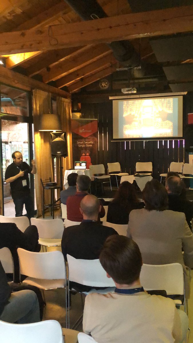 Aryan_VAD's tweet photo. Comienza la demohacking!
#AryanSecurityday https://t.co/GoPAjZEX72