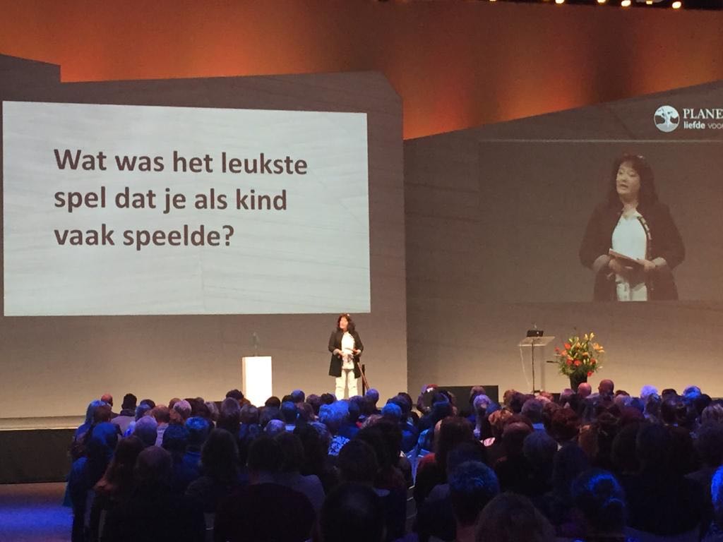 andhappy_NL's tweet photo. &amp;happy en @PlanetreeZorg hebben dezelfde missie: de zorg mensgerichter maken. Samen bundelen we onze krachten om fantastische dingen voor elkaar te krijgen. Vandaag vieren we de start van onze samenwerking tijdens de Planetree Conferentie in Nieuwegein. https://t.co/idSFVglUHS