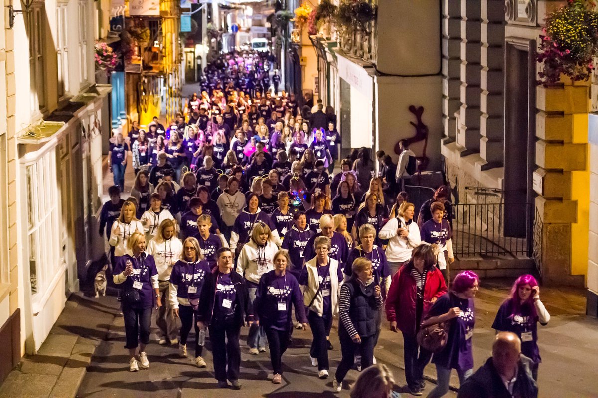 CHSW's tweet image. @3WhiteHats Can you help us spread the word that to celebrate our 10th anniversary Moonlight Memory Walk in #Falmouth next weekend we are inviting men to walk too! ow.ly/bZlR30o7MIc #chswmoonlight