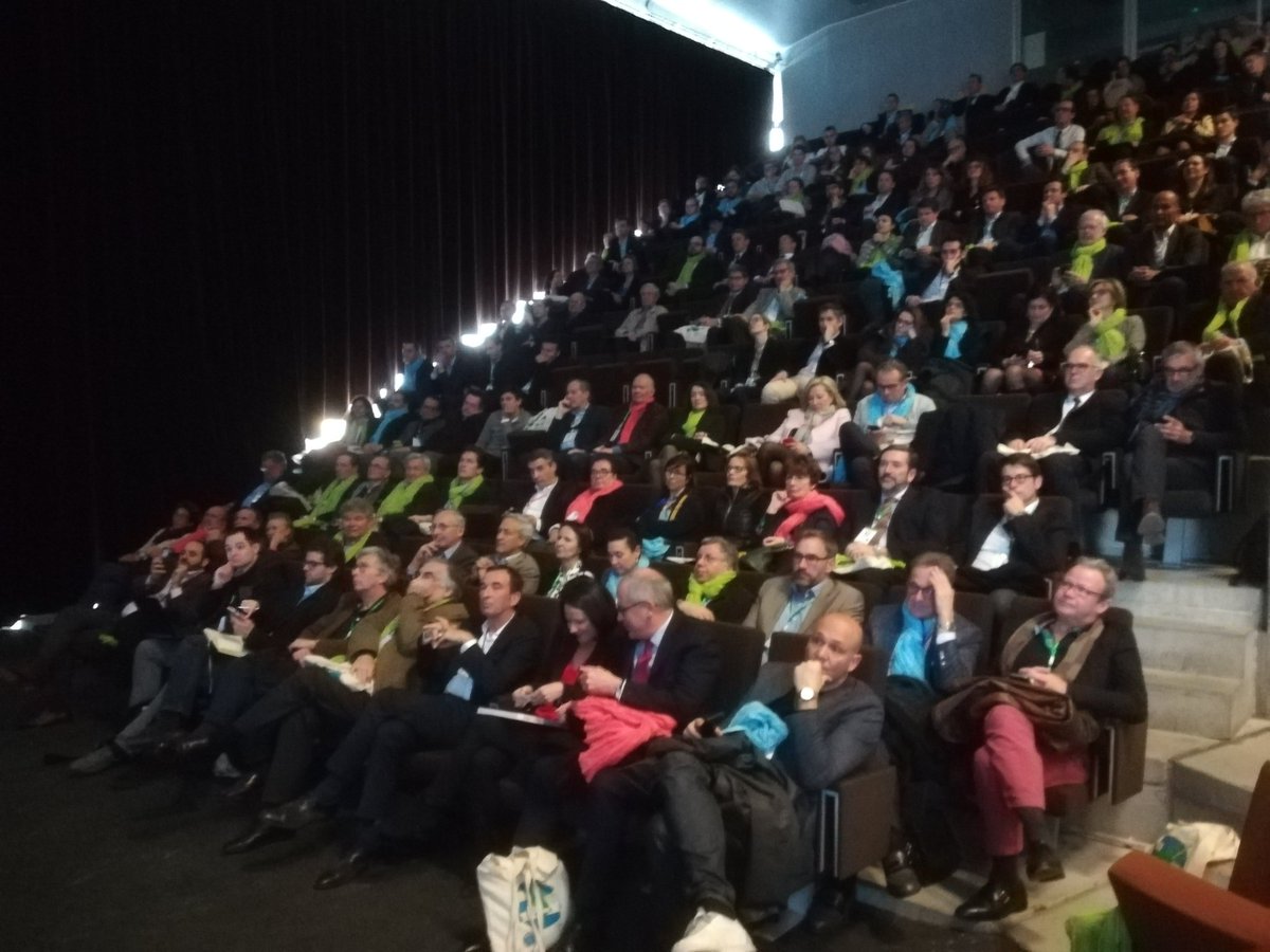 NOVABUILD (@novabuild_) on Twitter photo Le territoire placé sous le signe de l'innovation dans les discours de <a href="/Johanna_Rolland/">Johanna Rolland</a> insistant sur la transition écologique et de <a href="/PL_EPtribe/">Pierre Leroy</a> sur la transition numérique #UnikX | club des clubs de l'immobilier #Nantes Le territoire placé sous le signe de l'innovation dans les discours de <a href="/Johanna_Rolland/">Johanna Rolland</a> insistant sur la transition écologique et de <a href="/PL_EPtribe/">Pierre Leroy</a> sur la transition numérique #UnikX | club des clubs de l'immobilier #Nantes