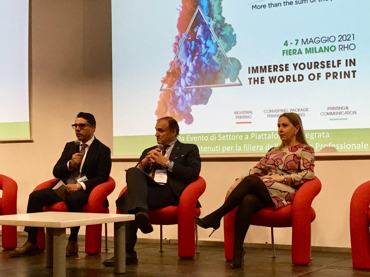 PrintPUB_net's tweet photo. Alla #Print4AllConference, il benvenuto delle Associazioni di settore con Antonio Maiorano di #Argi, Aldo Peretti di @Acimga1947 e Simona Greco di @FieraMilanoSpa https://t.co/CjgeDwl9TI