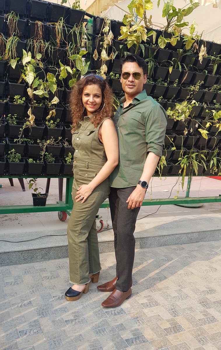 viveknarayans's tweet photo. Hence we declare Summers 🇮🇳🦸♂️🥰 @viveknarayans @shilpaaroras #cutecouple #HappyHoli #Summer2019 #Festivities #family #advocate #India #jtSecretary #SupremeCourt #AORAssociation #India #toplawyersindia
#writer #newbook #Electionomics https://t.co/ZVQKo9VEix