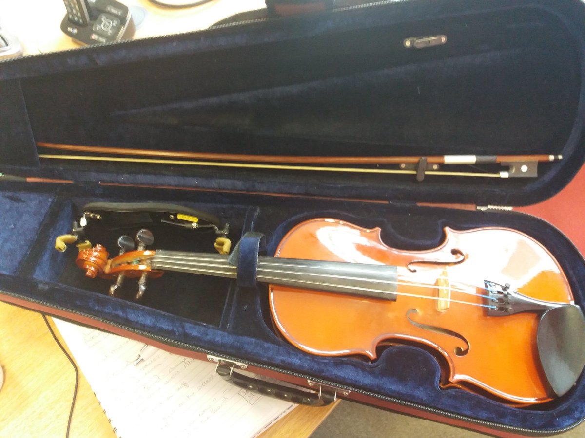 KirstyYanik's tweet photo. This is my current CPD. I'm going to call him Emile. Today I learned how to hold him without dropping him and how to make a noise like a dying cat. @sistemascotland  #WellOutsideMyComfortZone https://t.co/8tnKmABVbe