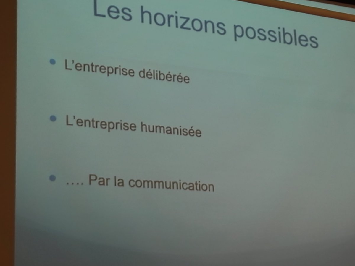 ABCi_bel's tweet photo. «A l'inverse des consultants, l'horizon possible passe par une entreprise délibérée, qui ose dire qui elle est», nous explique Nicole d'Almeida au Printemps de l'ABCi #ComInterne #ABCinterne https://t.co/JDVzEQwop8