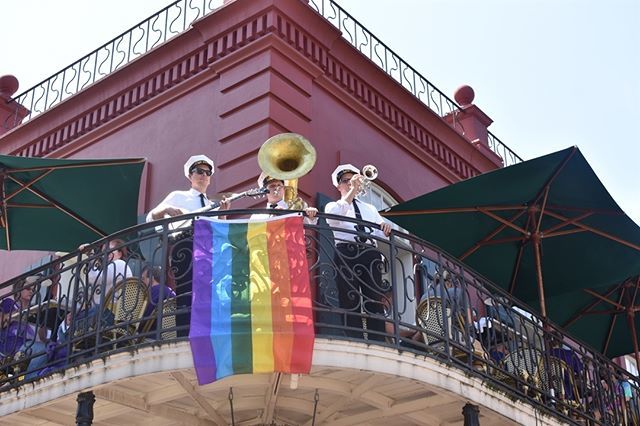 Brass Band on an Balcony off of Jackson Square
...
Looking forward to returning to New Orleans next month for <a href="/jbauermusic/">Jonathan Bauer</a>'s album launch show April 4th at the <a href="/threekeysnola/">Three Keys</a>
Here are some highlights from past trips to the Big Easy
...
“Walk Don’t Run”, … ift.tt/2FpxwL0