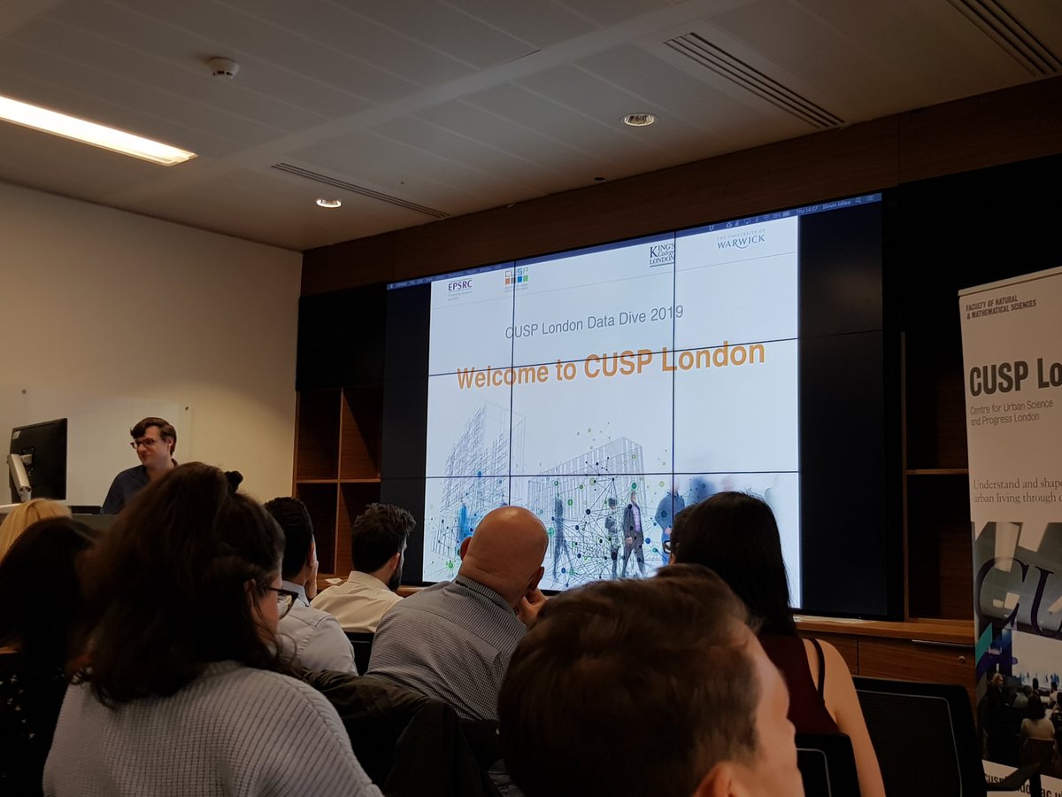 MateoNeira's tweet photo. Starting the presentations of the #HackCUSP @NYU_CUSP @CuspLondon. A great week exploring data provided by London Ambulance Services. A lot of possibilities for positive impact. https://t.co/mu4QQlzUec