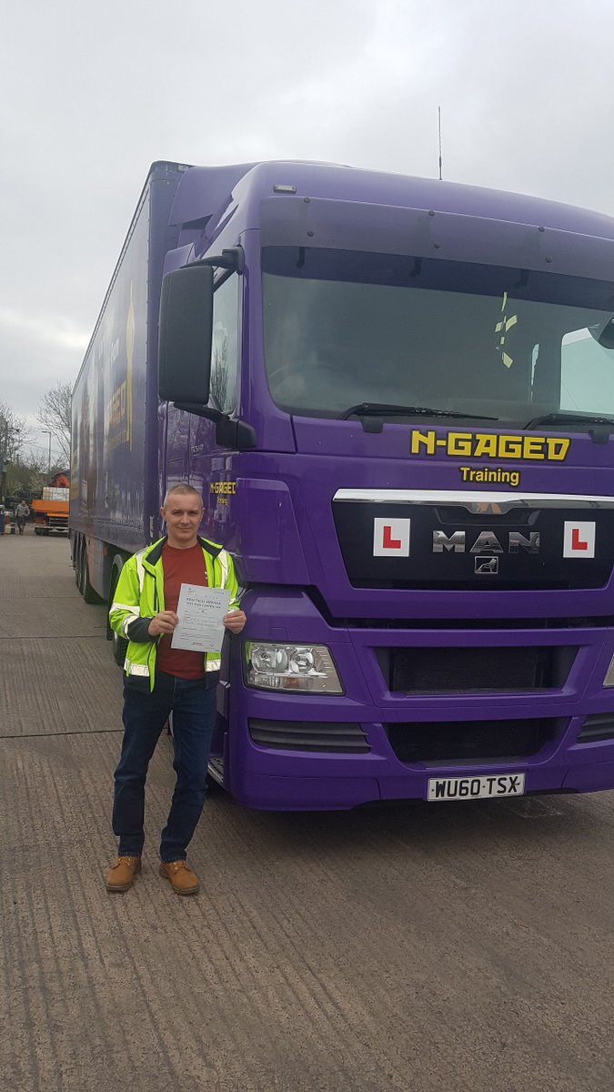 NGagedTraining's tweet image. Congratulations to Andy Aspey from Langdons on passing his Cat. CE LGV driving test yesterday!

Well done Andy!

#Passed #LogisitcsTraining