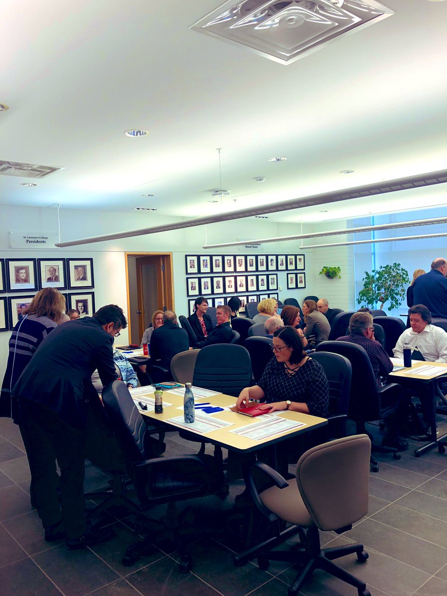 gvollebregt's tweet photo. Full house at our @whatsinsideslc College Leadership Team as Janet Greer leads the team on a discussion of ‘Measurements of success’ for our new #StratPlanSLC https://t.co/cXEe6Rqita