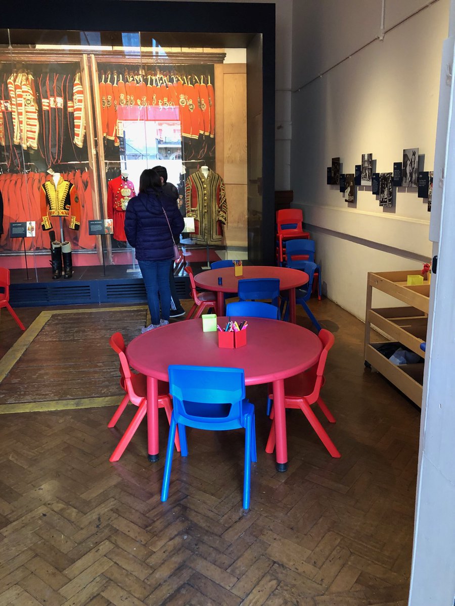 Postura even has a Royal Presence at the Mews ⁦<a href="/kieurope/">KI Europe</a>⁩ ⁦<a href="/RCT/">Royal Collection Trust</a>⁩