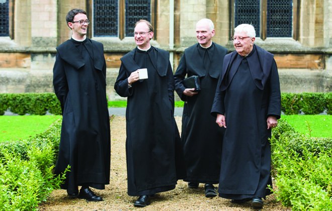 downsideabbey's tweet photo. You can listen to @DownsideMonks @downsideabbey discussing Lent Book choices on our website: https://t.co/rt9gIwK61c; or on Soundcloud: https://t.co/IpYz66INtf #benedictinemonastery #monasticvocation https://t.co/jP85Y5hukz