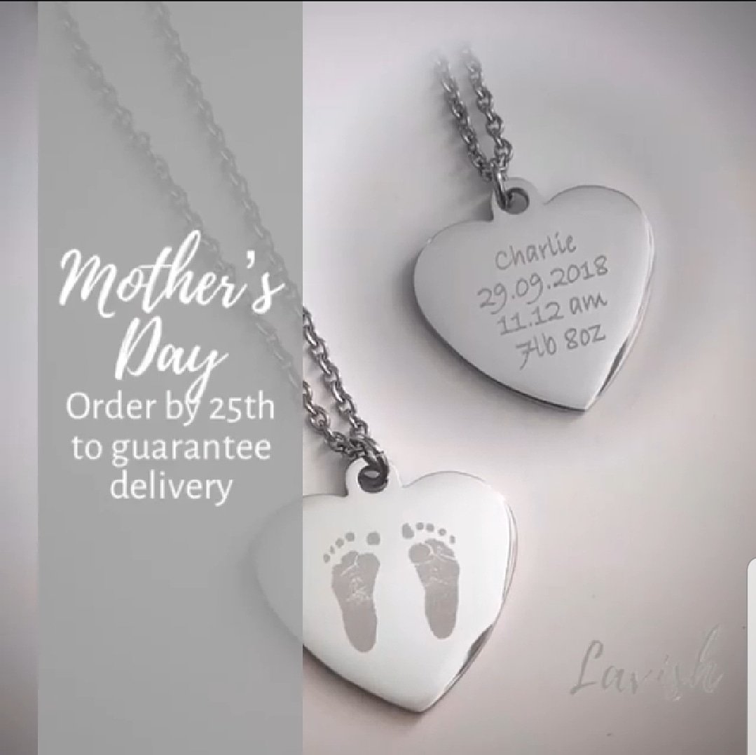 carus_emma's tweet photo. Absolutely perfect for new mums and mother's day💖💖💖💖

£28

Double sided 

Boxed &amp; posted 

18" or 24" chain 

#lavishlocketswithemma 
#mothersday https://t.co/W0kr8e4Dtu