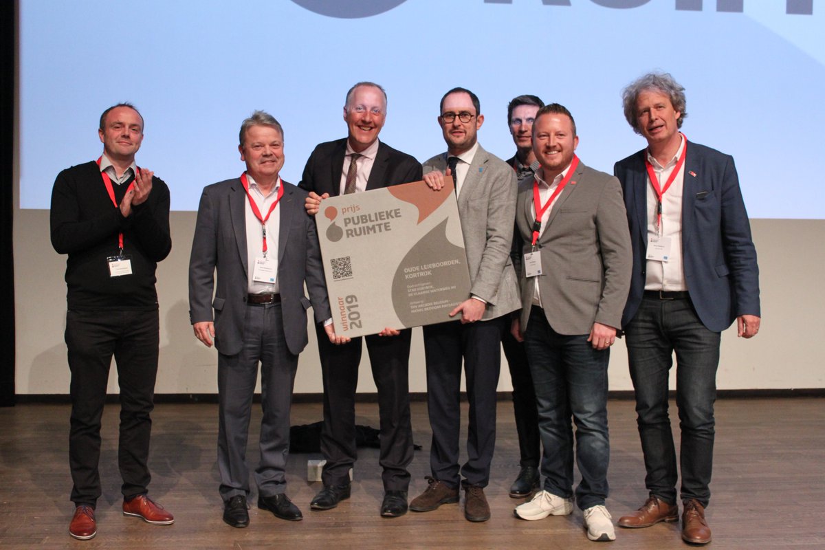 Publieke_Ruimte's tweet photo. De zesde editie van het Congres en Forum Publieke Ruimte is achter de rug. Het groeiend aantal deelnemers toont dat publieke ruimte leeft in Vlaanderen. Noteer alvast 17 maart 2020 in je agenda. Een sfeerimpressie van #CPR2019 #publiekeruimte via https://t.co/oSJf7FFAzF https://t.co/WgDwv1NF9O