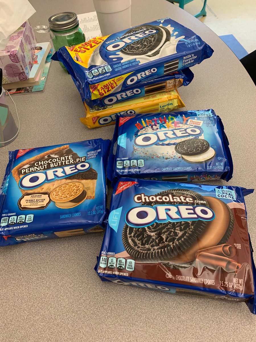 Miss_Geiss's tweet photo. Kicking off spring break with some Oreo Roulette! Our hallway of teachers brought different @Oreo cookies to throw into a bowl! Teachers had to blindly choose one and guess the flavor! #TeachMorris #MakeEverydayFun #OreoRoulette #LoveWhereYouWork https://t.co/Jj5L4vhLYR