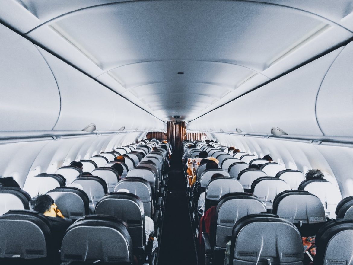tt2travel's tweet photo. March 21st is National Common Courtesy Day.....so we are sharing our common courtesy rules to follow when flying on an airplane. #CommonCourtesyDay #airplaneetiquette #travel  https://t.co/1KH9bo5IpP https://t.co/DXcbub1ZxO