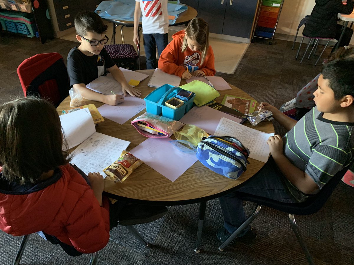 JoniLindbloom's tweet photo. Writing Celebration Day! The students enjoyed reading published pieces from their peers... while eating a fun treat! @EMSISD @HighCountryElem https://t.co/4FXNmpoW0K