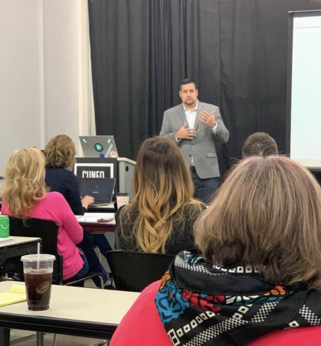 Our CEO Owen Moon spent yesterday speaking with the great staff at @CuneoAgency! A great partnership in the making!! #FixedOpsDigital