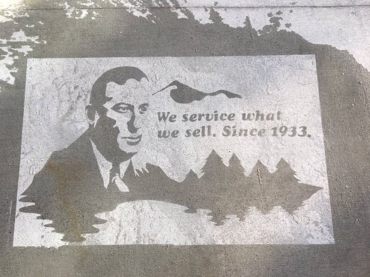 CentreDigiMedia's tweet image. We're celebrating the history of the CDM District with Rain Paint! Here's a design showing @finningcanada founder, Earl B Finning. In 2001 the company donated 18 acres of land which has now evolved into Vancouver’s digital district. #FalseCreekFlats #publicart  @CityofVancouver