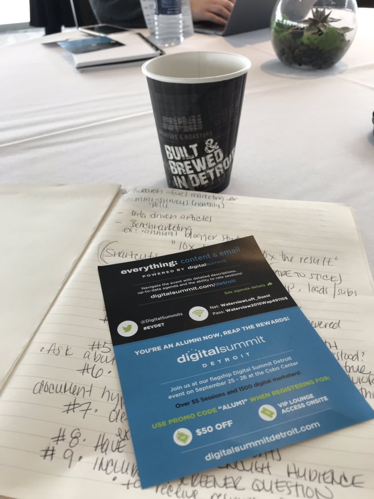MELbomBEE's tweet photo. Riverfront views, freshly brewed coffee & content and email chat. 💯 #turntupthursday #EVDET @DigitalSummits https://t.co/5tdSGBkys4