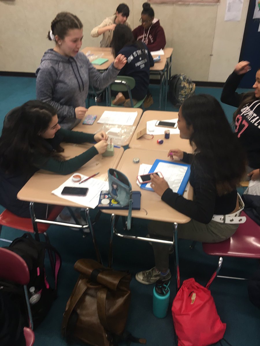 durfee_history's tweet photo. Creating telegraphs in Mrs. Martin’s Freshman History Class today! Brainstorming theories to make them work as part of Industrial Revolution Unit! #EngagingClassrooms https://t.co/FkkMvQduSI