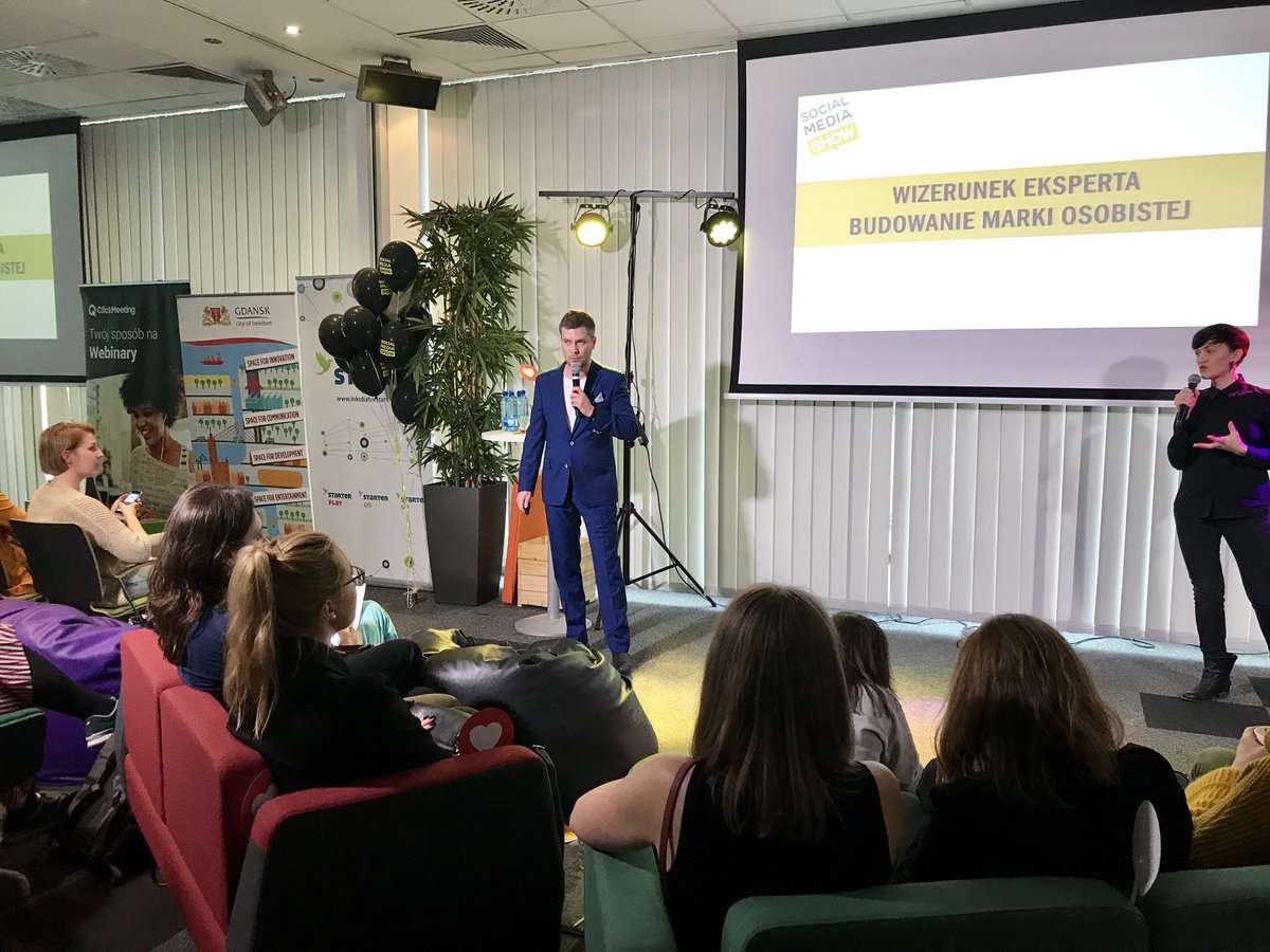 Social media to przede wszystkim relacje i emocje! 💪🔥 Zdaniem Sylwi i Piotra to bardzo wymagający proces 😍 #SocialMediaShow