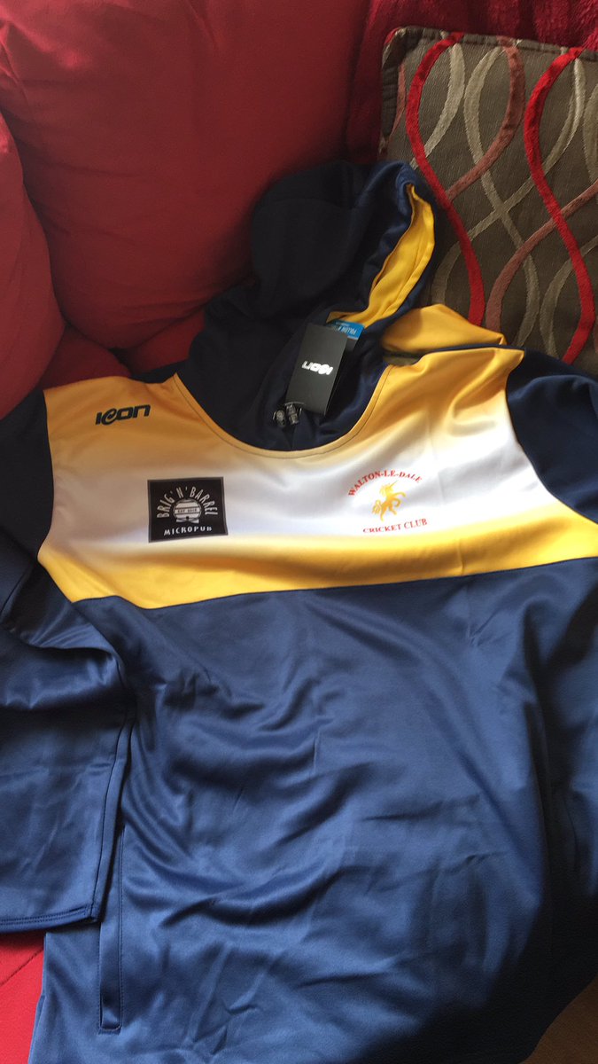 WLDCricketClub's tweet photo. Look what’s arrived! Delighted with our new @iconsportsuk training and playing wear! 

Thanks to @StonehouseHomes, @brignbarrel, @yewtreepreston, #Hosemaster, #MTSLogistics, @lyndhurst_pe https://t.co/Is0iyPuIyz