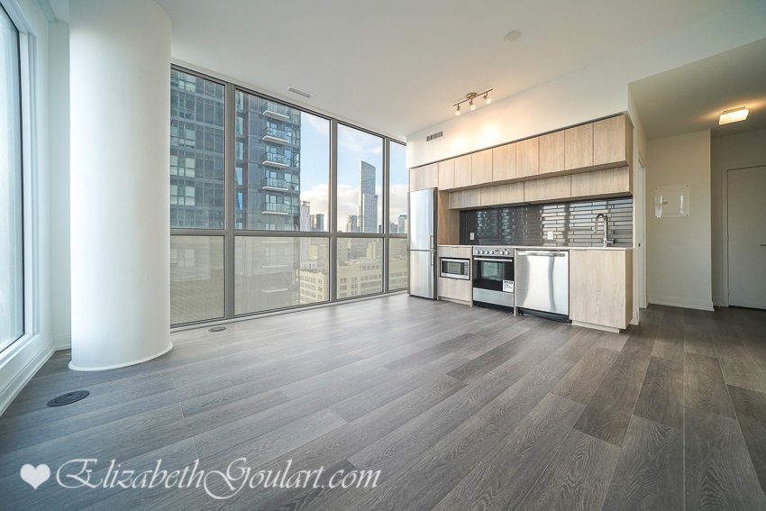 TOCondoRealtor tweet picture
