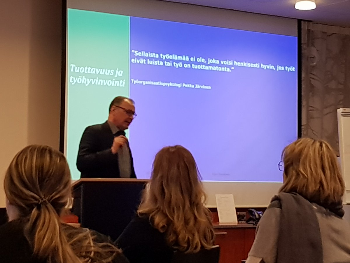 Vauhtimini's tweet photo. "Sellaista työelĂ€mÀÀ ei ole, joka voisi henkisesti hyvin, jos työt eivĂ€t luista tai työ on tuottamatonta", siteeraa Risto Tanskanen, TuottavuusPlus Oy TTP2019-pĂ€ivillĂ€. Hyvin sanottu! đ #finnsafe #työhyvinvointi #tuottavuus https://t.co/vlWy54j5Uw