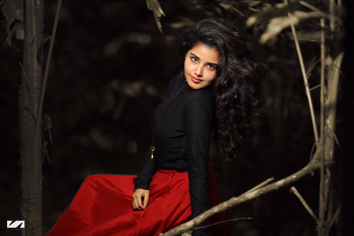 anupamahere's tweet photo. 👩🏻‍🦱👩🏻‍🦱👩🏻‍🦱 https://t.co/TOS3HqVirf
