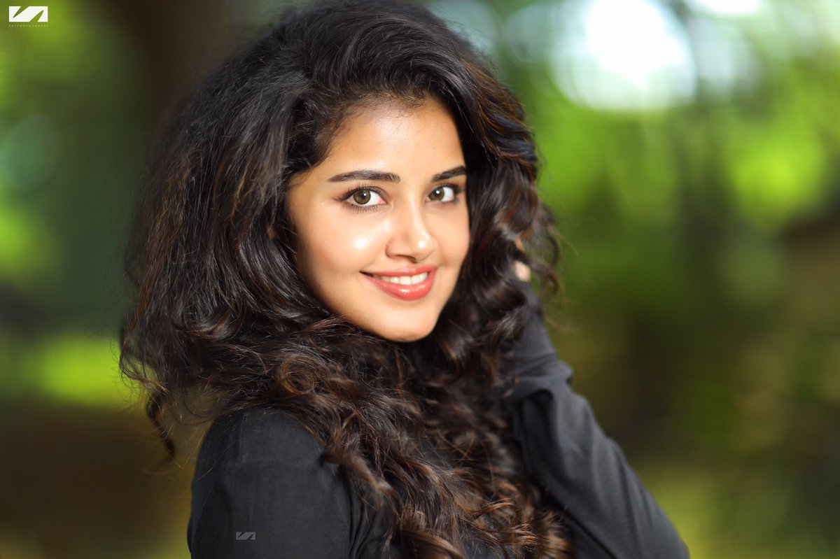 anupamahere's tweet photo. 👩🏻‍🦱👩🏻‍🦱👩🏻‍🦱 https://t.co/TOS3HqVirf