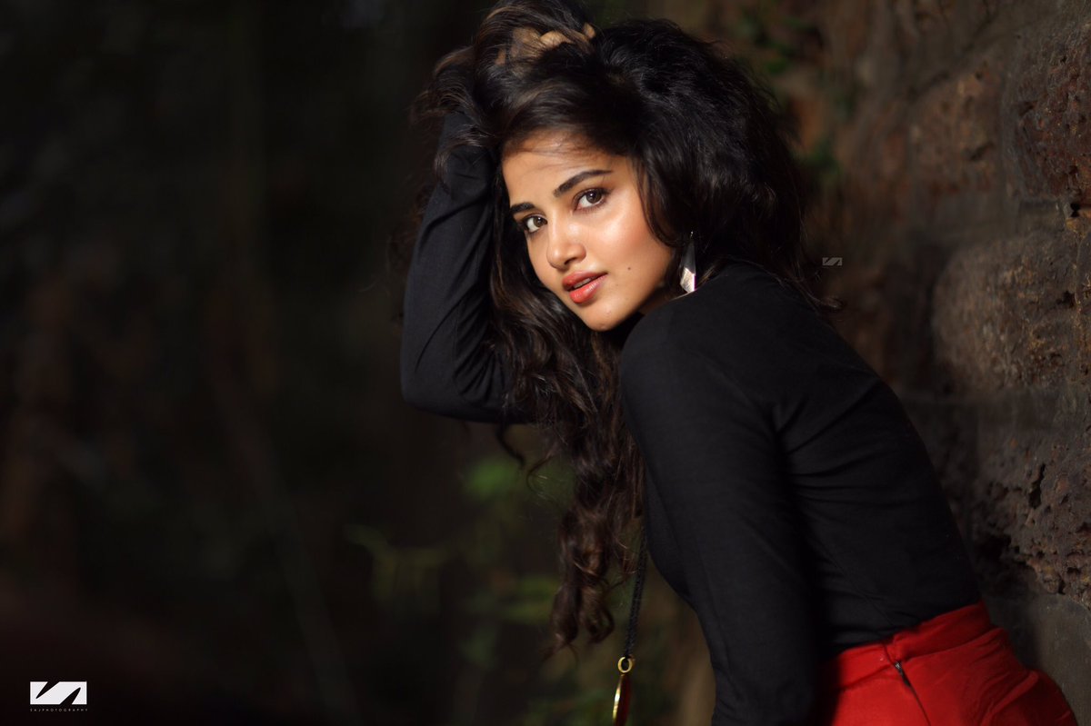 anupamahere's tweet photo. 👩🏻‍🦱👩🏻‍🦱👩🏻‍🦱 https://t.co/TOS3HqVirf