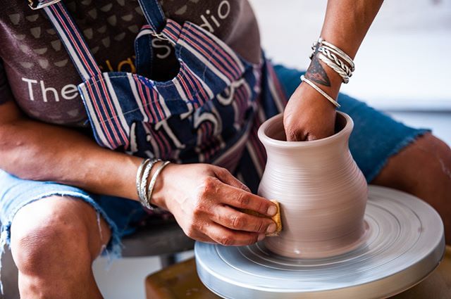 theclaystudio's tweet image. Spring into action with a class in handbuilding or wheel throwing — a new season of classes begins at #theclaystudiophl on April 1! Register while spots are still available ➡️ link in bio.
.
.
.
.
.
.
#ceramicstudio #ceramicsclass #clay #pottery #pottery… ift.tt/2OhtMyT