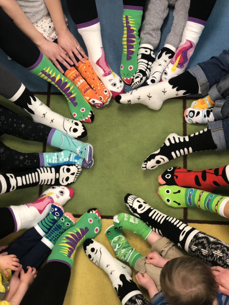 Carly_Phelps01's tweet photo. Celebrating #WorldDownSyndromeDay today at @CHPCRUSADERS !!!! Big thanks to our donors for the socks and loving our students. #palssocks #dsdn https://t.co/4YMI7iM88P