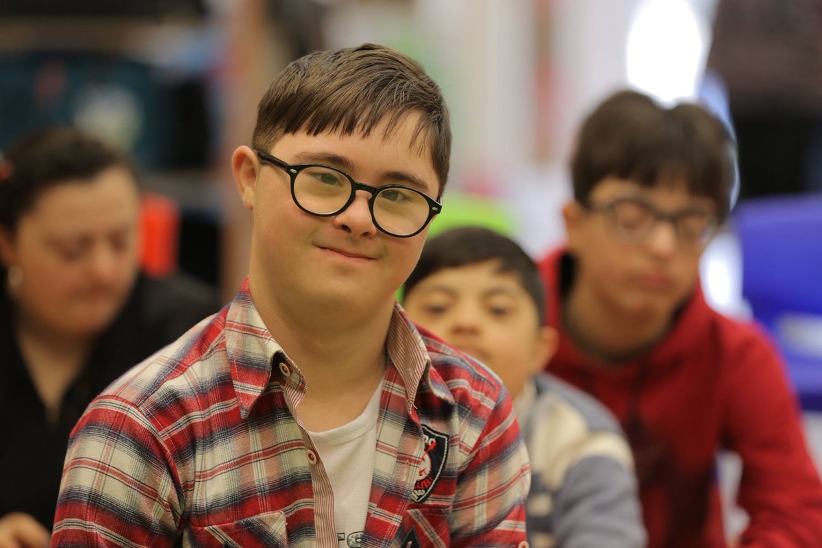UNinAzerbaijan's tweet photo. To celebrate #WorldDownSyndromeDay ,@WHO in Azerbaijan organised a reading day with a group of children with #downsyndrome in #Baku, together with @libraff_az and #3alma publishing company with support of rehabilitation centres.  #DownSyndromeAwareness #LeaveNoOneBehind https://t.co/bbuWtbAB8Y