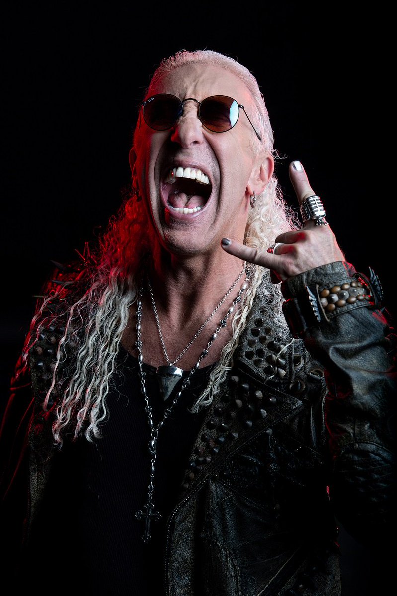 HoraClandestina's tweet photo. Y ya tenemos ganador del sorteo para la entrada al show de Dee Snider a través de La Hora Clandestina....

Entrá a este enlace y fijate si resultaste favorecido: https://t.co/TkINWZ8Fsa 

#BuenJueves #Metal #ForTheLOveOfMetal https://t.co/cijbZnjSLO