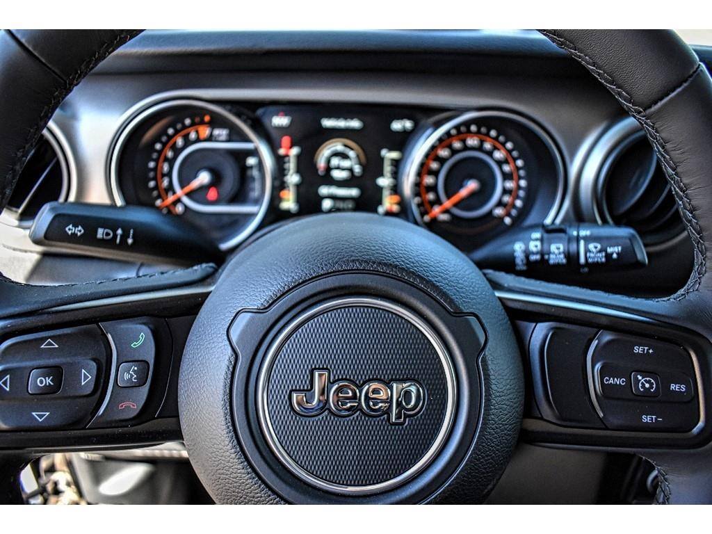 FrontierAuto's tweet image. Kick up some dust in this 2019 #JeepWrangler Unlimited Sport S 4X4!
Details: bit.ly/2WeRQFl