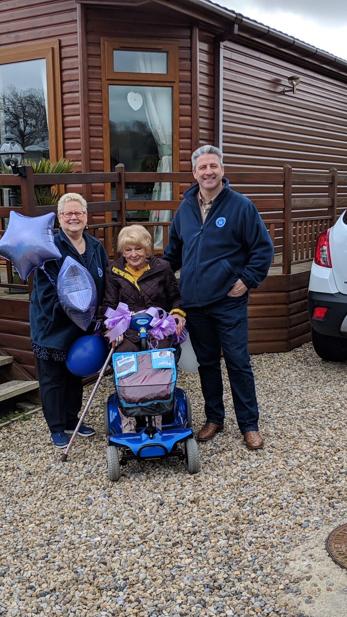 AlfieBestSnr's tweet photo. Delivery of a new mobility scooter by @Wyldecrestcharity to a wonderful resident #helpingelderly https://t.co/uqzHUSzE7J
