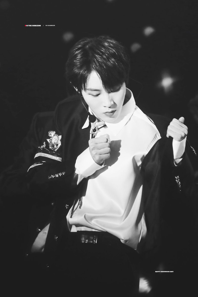 작년에 이어 올해도 성운이 생일을 축하해줄 수 있어서
난 정말 행복한 하늘이야💜
#대왕구름_하성운_생일축하해
#HAPPY_HABIRD_DAY
#하성운 #HASUNGWOON

goo.gl/TkhCL2
goo.gl/5qSXxJ
goo.gl/cNWGam
goo.gl/cthKHG