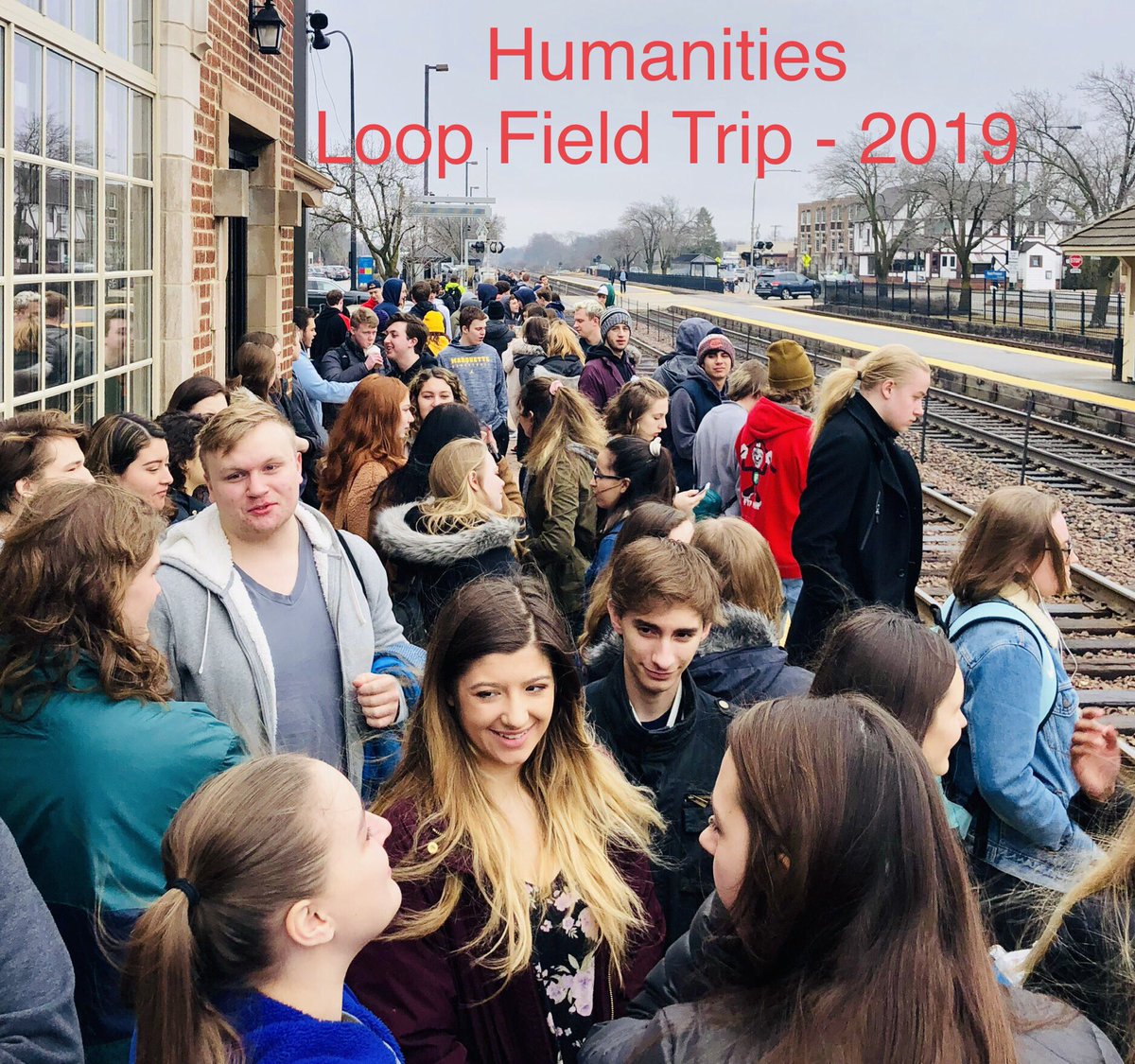 stoltz_nicole's tweet photo. Here we go! 80+ Humanities students heading to the Loop to experience the beautiful architecture of the city! #fieldtrip #humanities https://t.co/AbjzUN61wo
