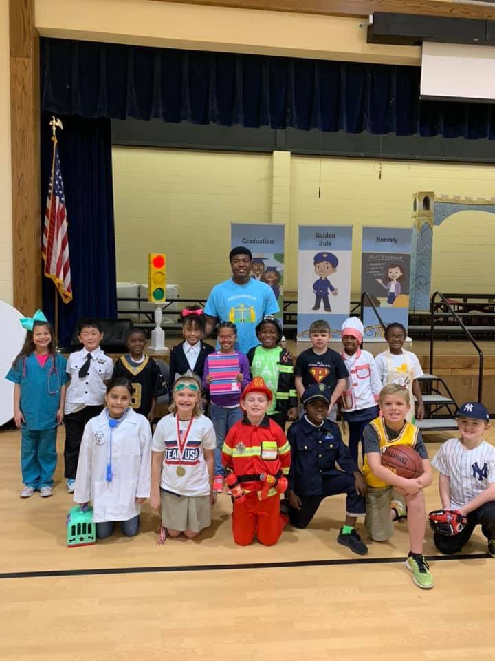 oakgrovelower's tweet photo. Wonderful presentation this morning from Mr. Noah Harris about the importance of graduation, having good character and staying in school! #Successville #ogle23 #oglerocks #As1LCSD @noah10harris @LamarCoSchools https://t.co/og0FFIXDvv