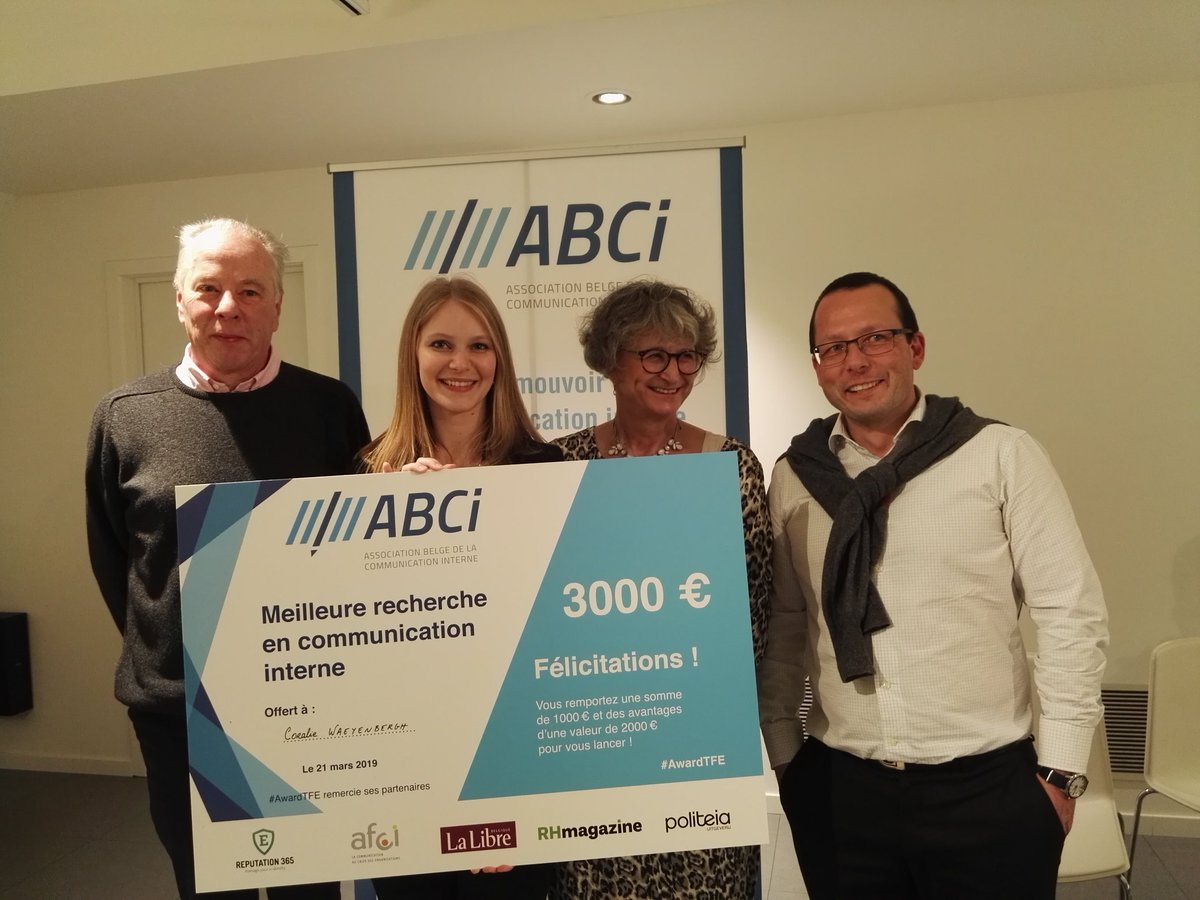 ABCi_bel's tweet photo. Meilleure recherche en communication interne: et la gagnante est...Coralie Waeyenbergh, pour son Mémoire: "Les espaces d’expression en milieu hospitalier et leur impact sur la prévention des risques psychosociaux du personnel infirmier",Promoteur F Lambotte #AwardTFE #ABCinterne https://t.co/VsDLSRbhZy